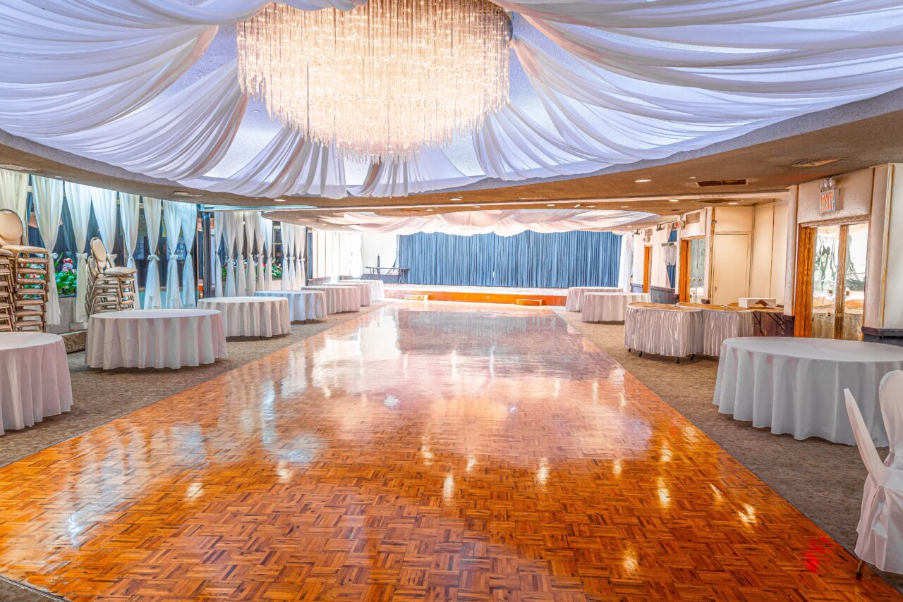 Party Venue Astoria Queens County New York City Brooklyn The Bronx   Gold 1 1280x854 